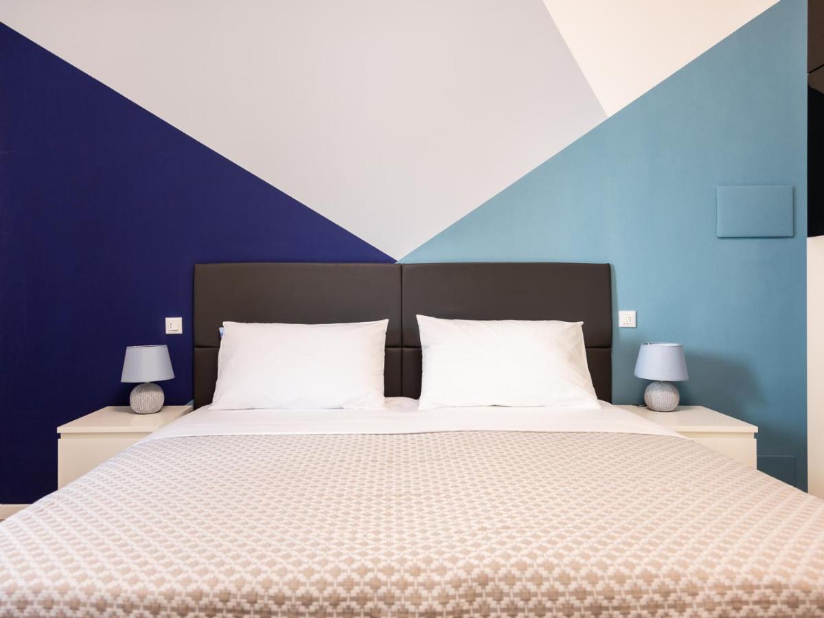 Como Holiday Home Appartamento Business Bagian luar foto