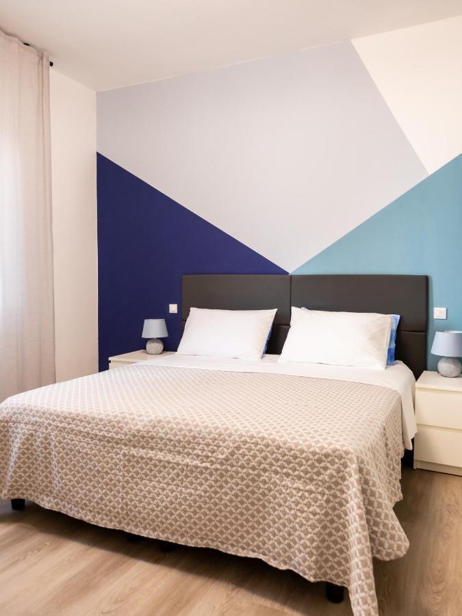 Como Holiday Home Appartamento Business Bagian luar foto