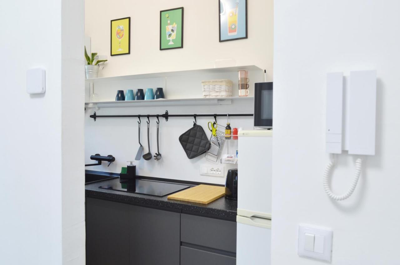 Como Holiday Home Appartamento Business Bagian luar foto