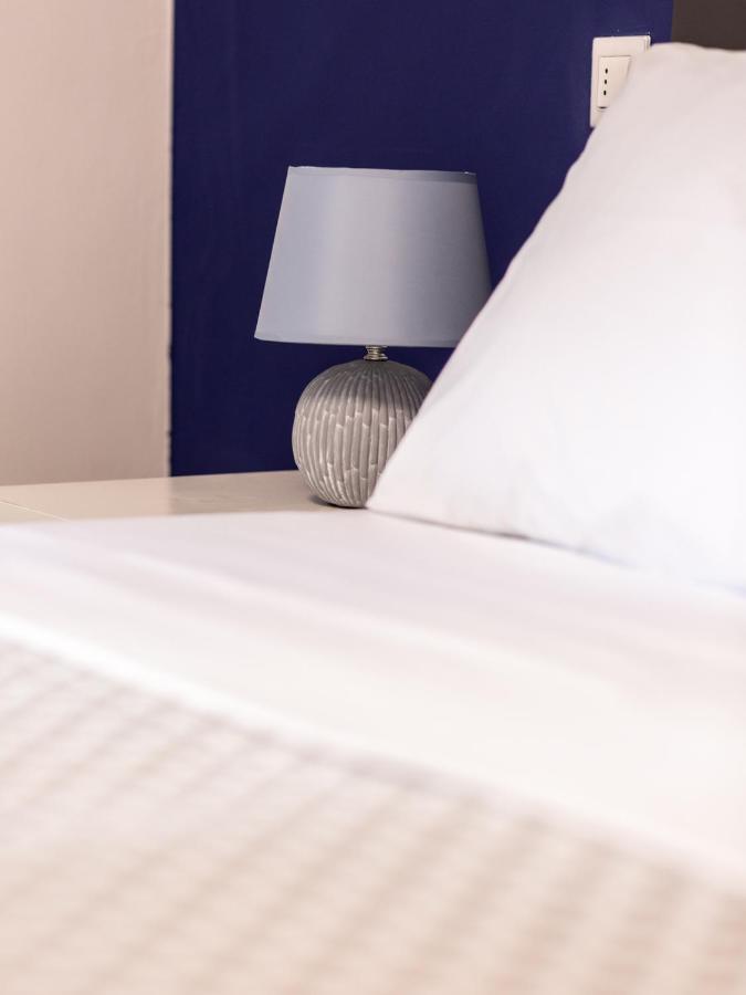Como Holiday Home Appartamento Business Bagian luar foto